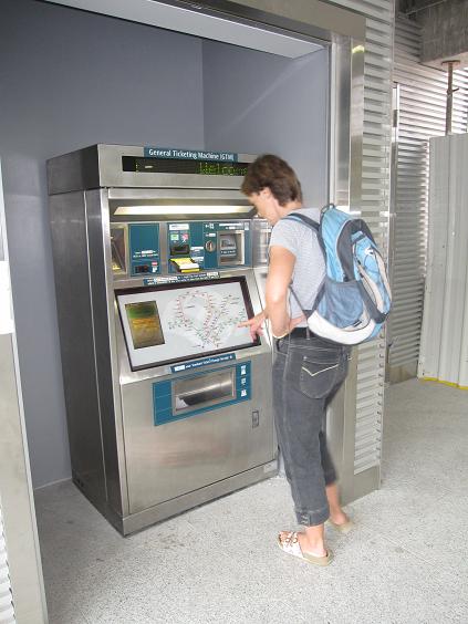 img_2449 Billetautomat på en togstation